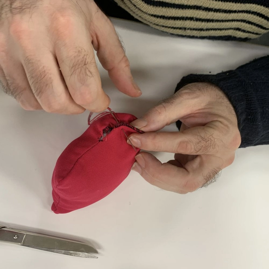 Taller: Clases Particulares de Manualidades para Adultos con Parálisis Cerebral Taller: Clases Particulares de Manualidades para Adultos con Parálisis Cerebral