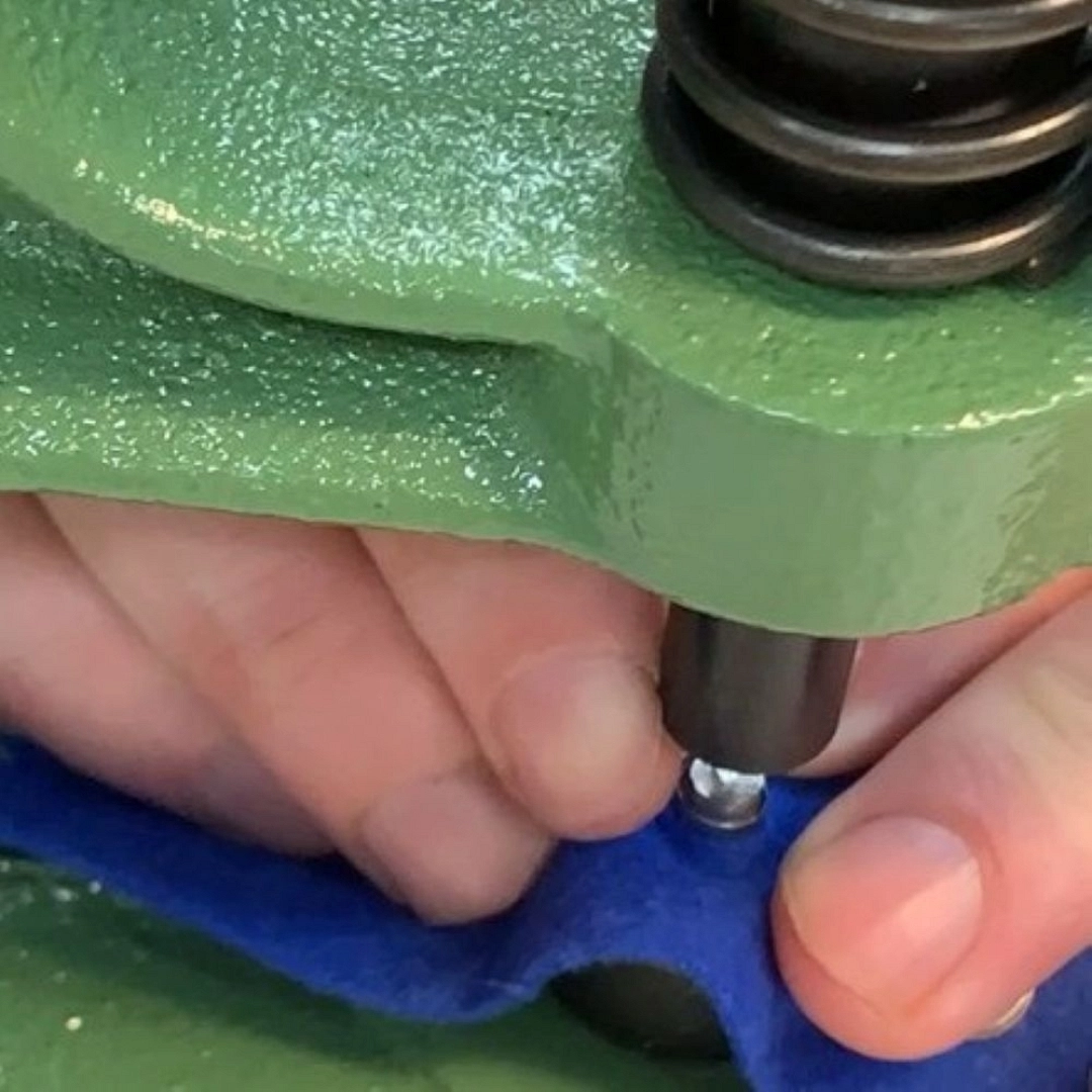 Taller: Clases Particulares de Manualidades para Adultos con Parálisis Cerebral Taller: Clases Particulares de Manualidades para Adultos con Parálisis Cerebral