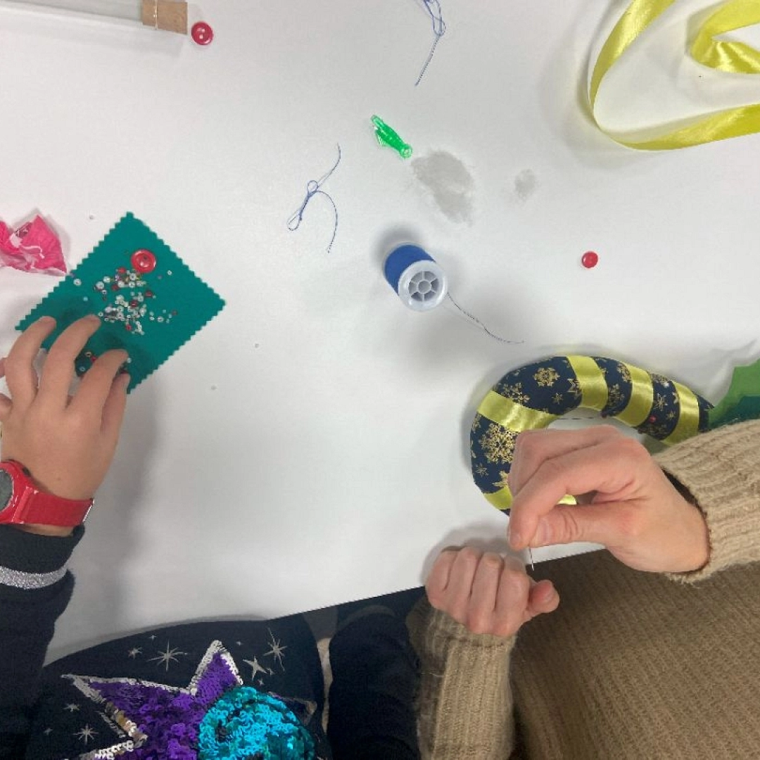 Taller infantil: Bastón de Navidad-(Lekuona/Errenteria) Taller infantil: Bastón de Navidad-(Lekuona/Errenteria)