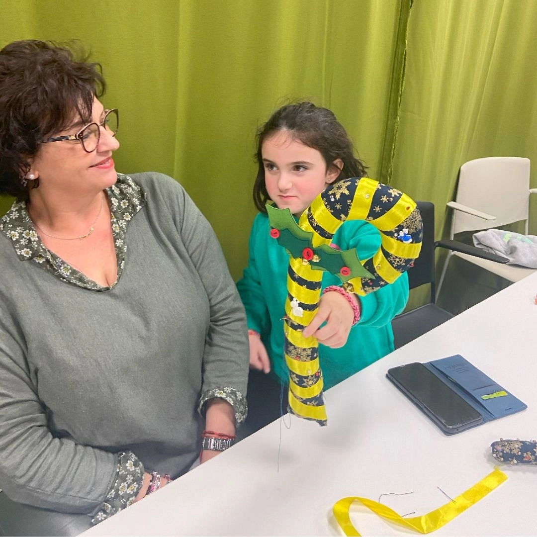 Taller infantil: Bastón de Navidad-(Lekuona/Errenteria) Taller infantil: Bastón de Navidad-(Lekuona/Errenteria)