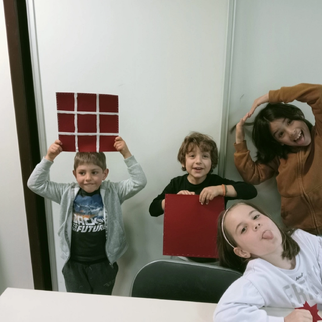 Taller infantil: Crea tu tres en raya de fieltro-(Asociación de Vecinos Alaberga/Errenteria)