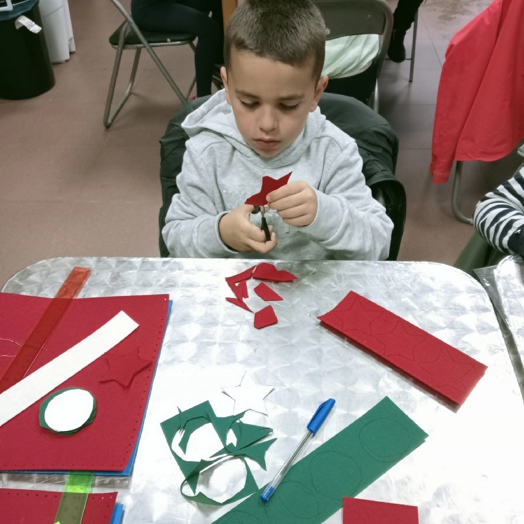Taller infantil: Crea tu tres en raya de fieltro-(Asociación de Vecinos Alaberga/Errenteria)