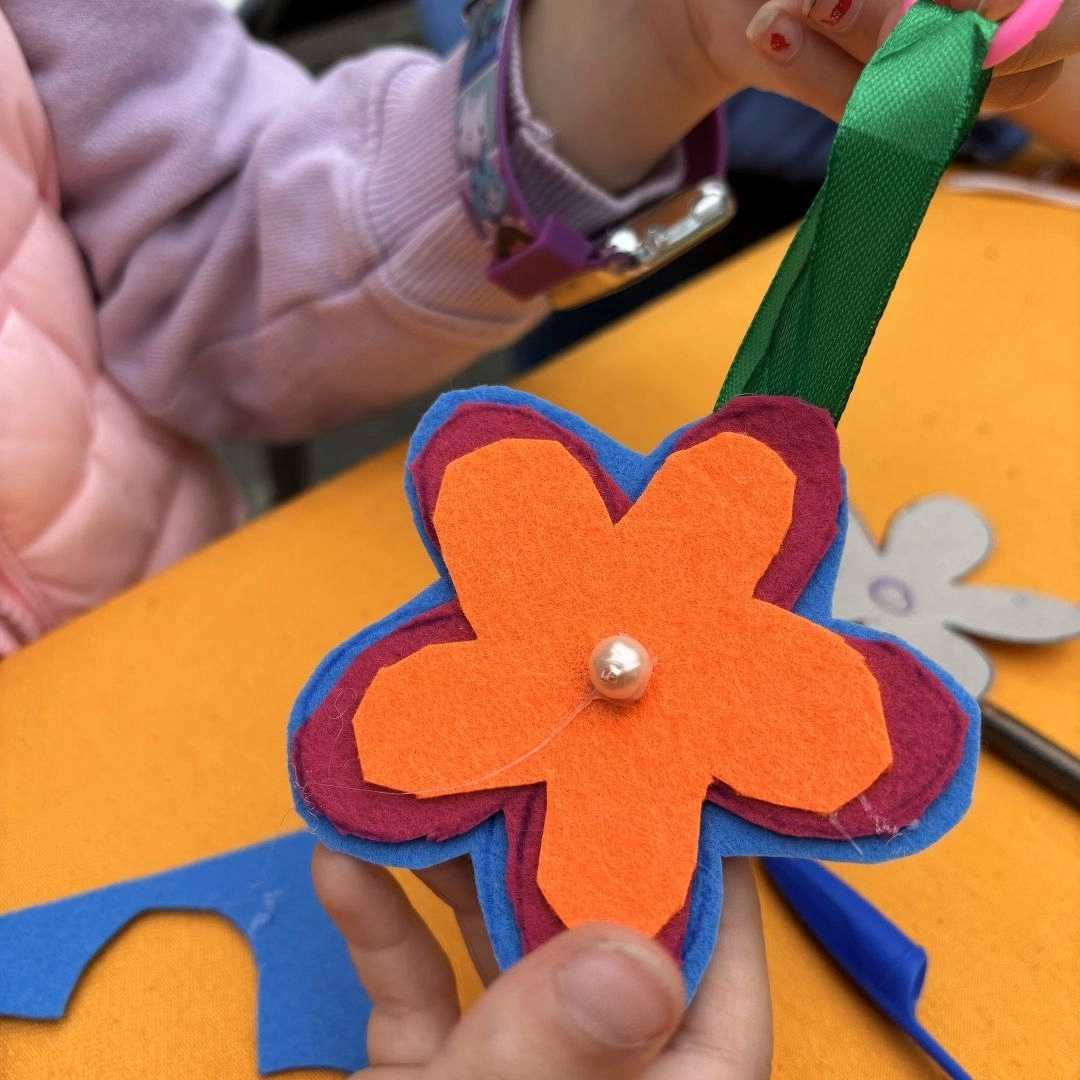 Taller infantil: Llavero de Flor de Primavera-(Feria de artesanía, Kolore Kolore/Irún)