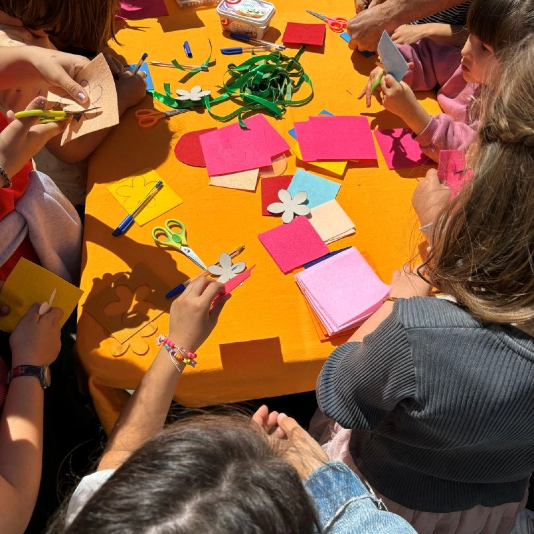 Taller infantil: Llavero de Flor de Primavera-(Feria de artesanía, Kolore Kolore/Irún)