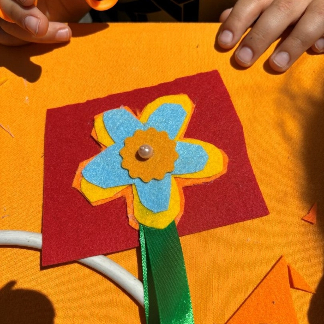 Taller infantil: Llavero de Flor de Primavera-(Feria de artesanía, Kolore Kolore/Irún)