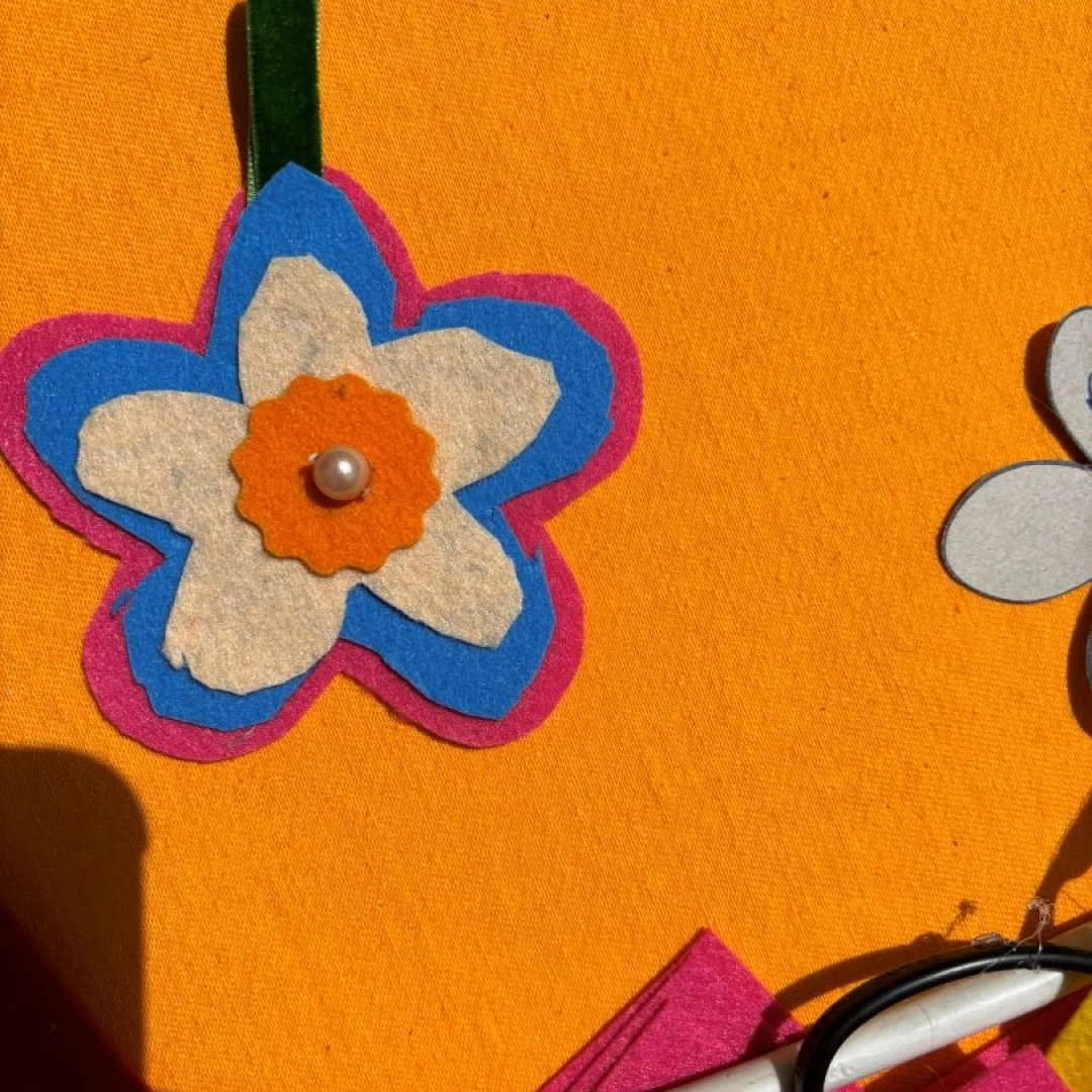 Taller infantil: Llavero de Flor de Primavera-(Feria de artesanía, Kolore Kolore/Irún)