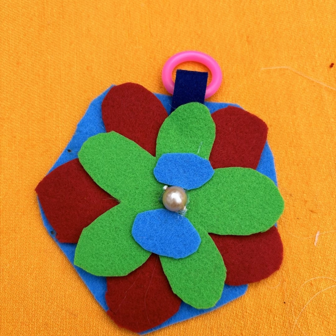Taller infantil: Llavero de Flor de Primavera-(Feria de artesanía, Kolore Kolore/Irún)