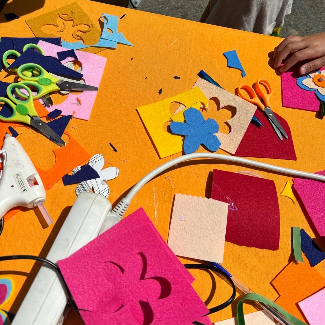 Taller infantil: Llavero de Flor de Primavera-(Feria de artesanía, Kolore Kolore/Irún)