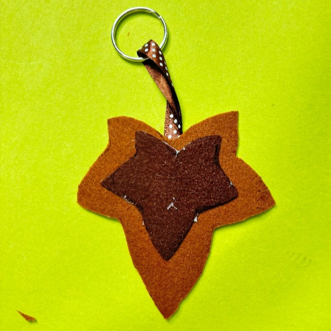 Taller  infantil: Llavero de otoño en fieltro-(Feria de artesanía/Zizurkil)
