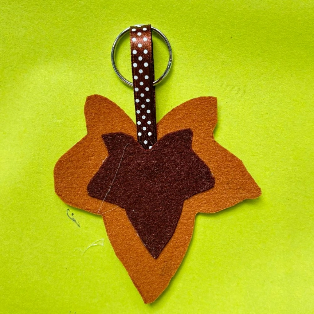 Taller  infantil: Llavero de otoño en fieltro-(Feria de artesanía/Zizurkil)