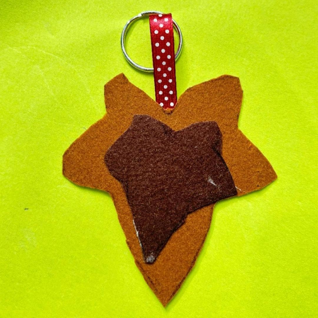 Taller  infantil: Llavero de otoño en fieltro-(Feria de artesanía/Zizurkil)