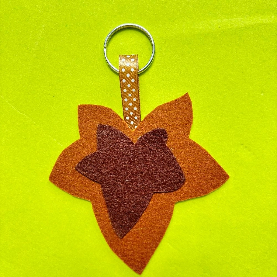 Taller  infantil: Llavero de otoño en fieltro-(Feria de artesanía/Zizurkil)