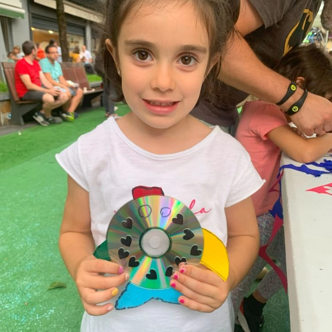 Taller infantil: Peces con CD Reciclados (Atlantikaldia, Errenteria)