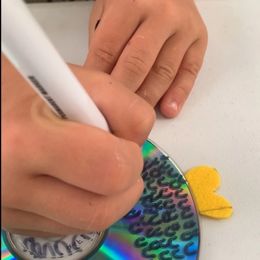 Taller infantil: Peces con CD Reciclados (Atlantikaldia, Errenteria)
