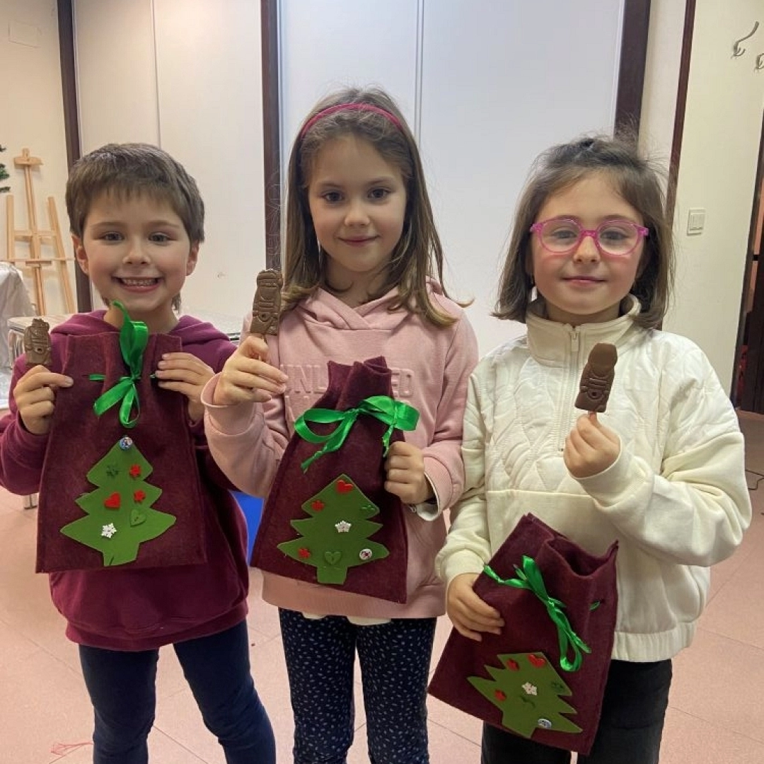 Taller infantil: Saquito de Navidad en fieltro — Asociación de Vecinos de Alaberga, Errenteria