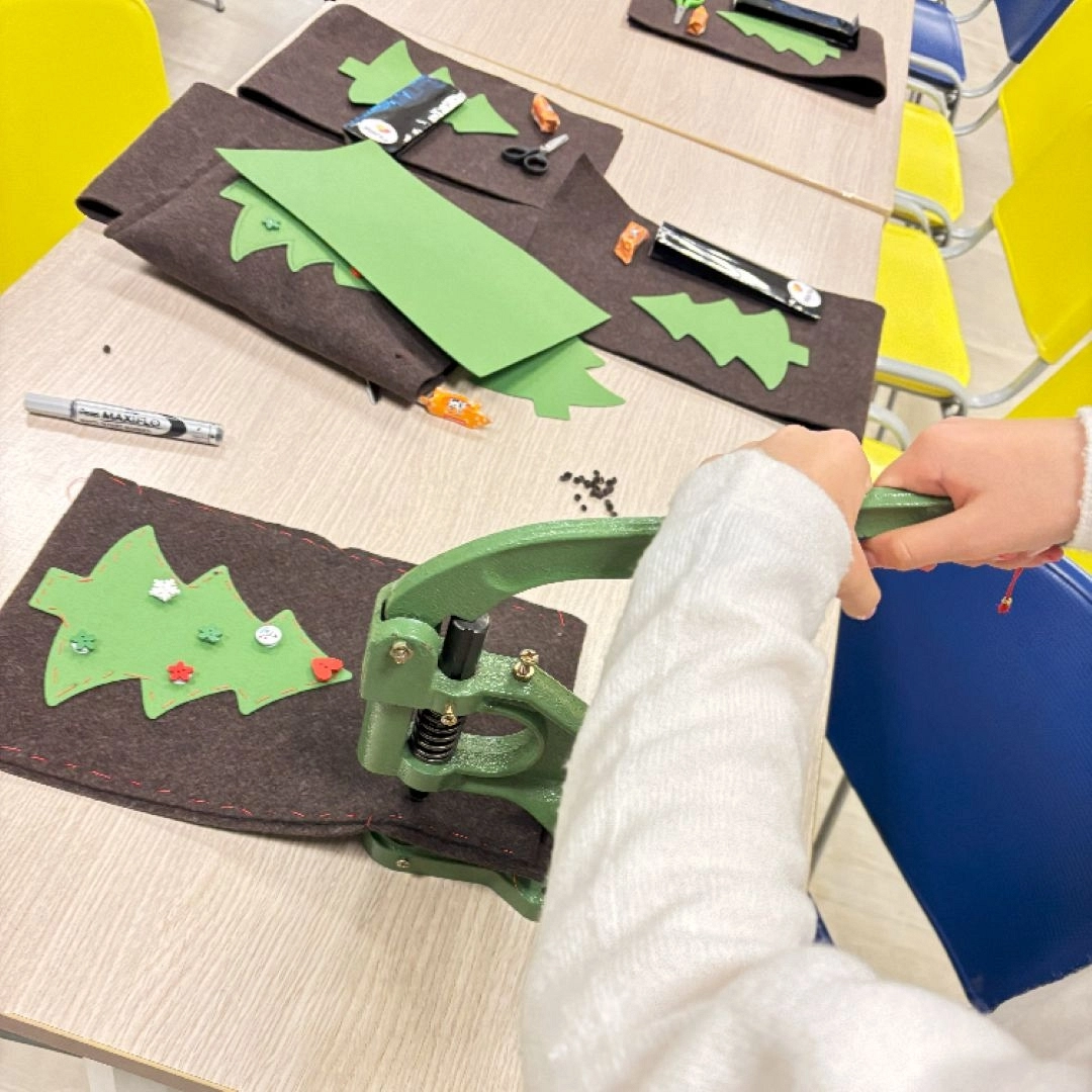 Taller infantil: Saquito de Olentzero en fieltro — Asociación de Vecinos de San Miguel, Irún