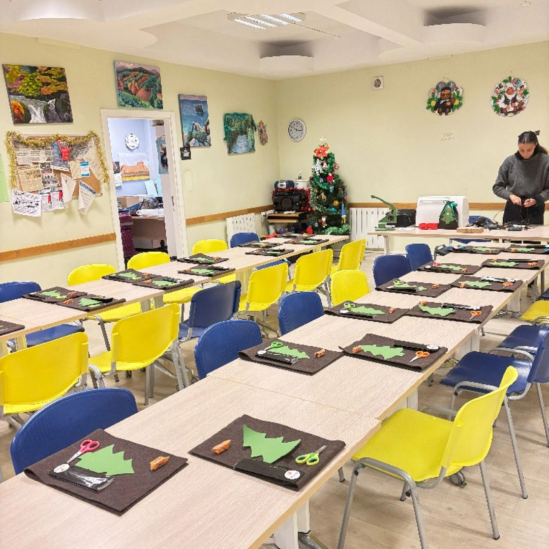 Taller infantil: Saquito de Olentzero en fieltro — Asociación de Vecinos de San Miguel, Irún