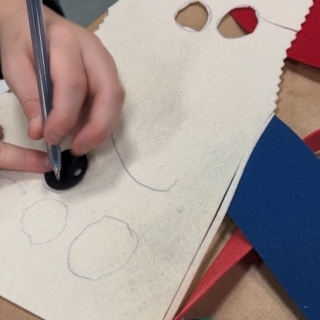 Taller infantil: Tótem de cartón y fieltro — Lekuona, Errenteria