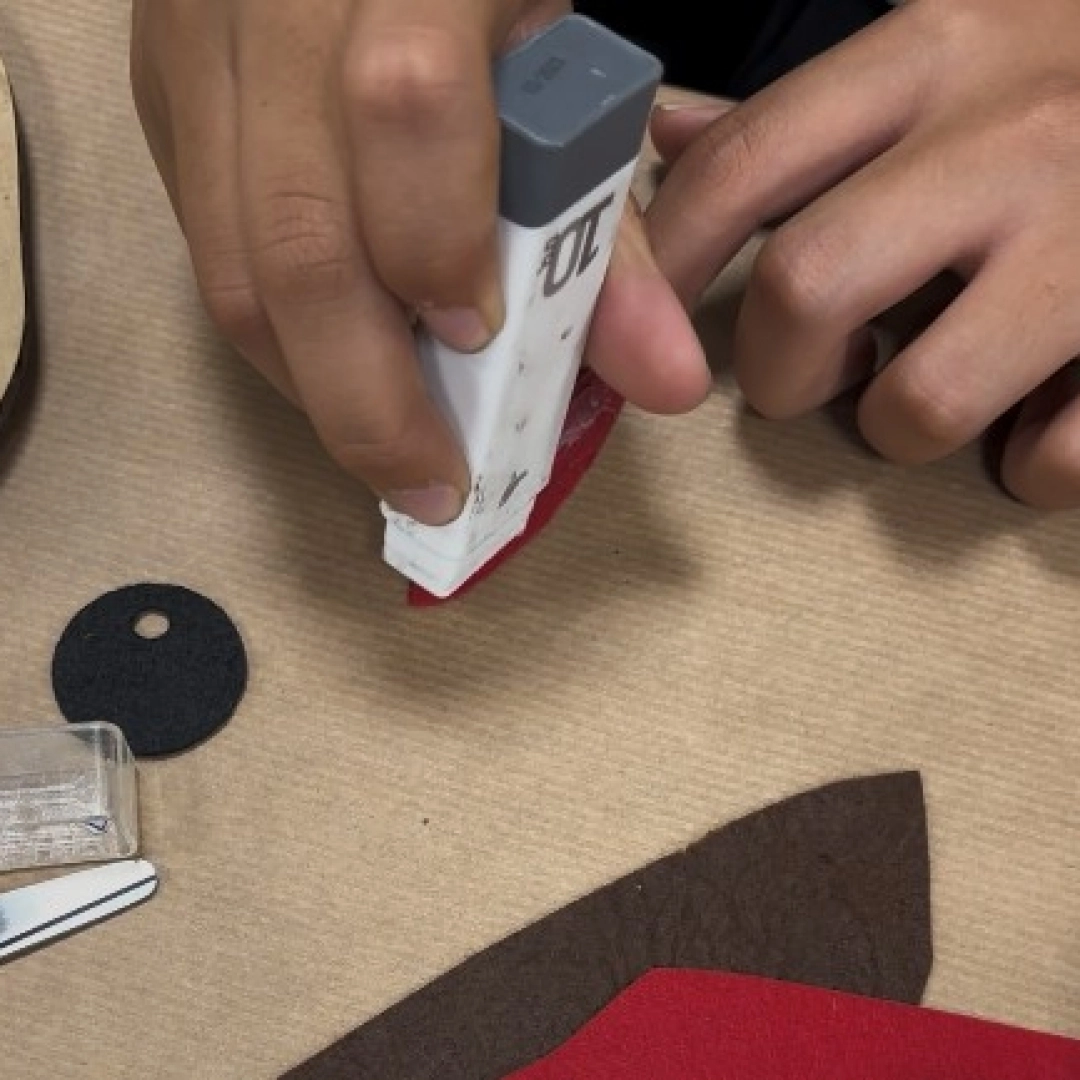 Taller infantil: Tótem de cartón y fieltro — Lekuona, Errenteria