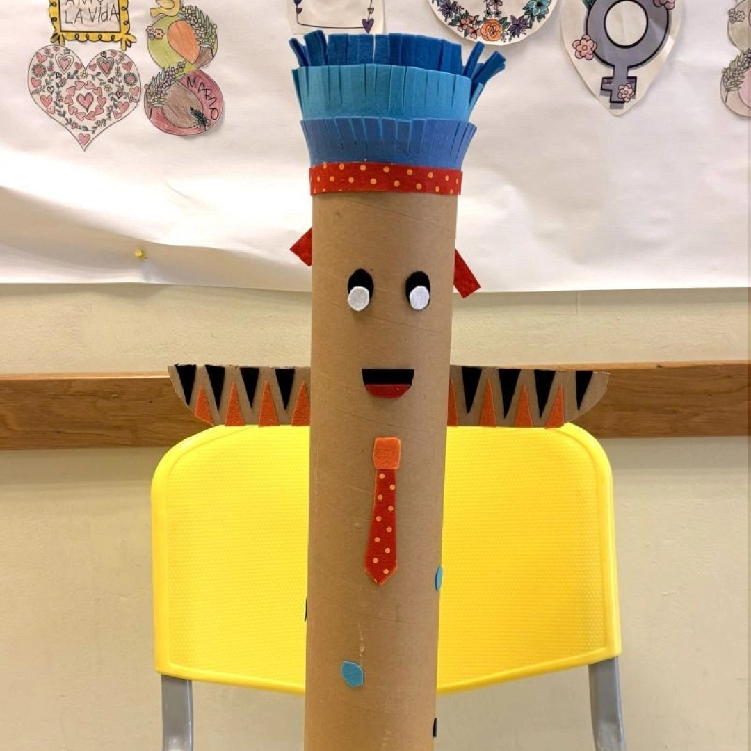 Taller infantil y familiar: Tótem de cartón y fieltro — Asociación de Vecinos de San Miguel, Irun