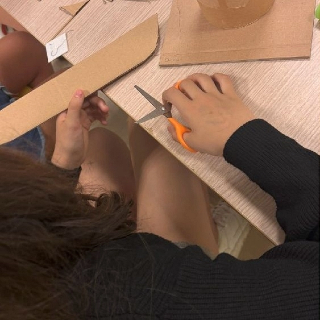 Taller infantil y familiar: Tótem de cartón y fieltro — Asociación de Vecinos de San Miguel, Irun