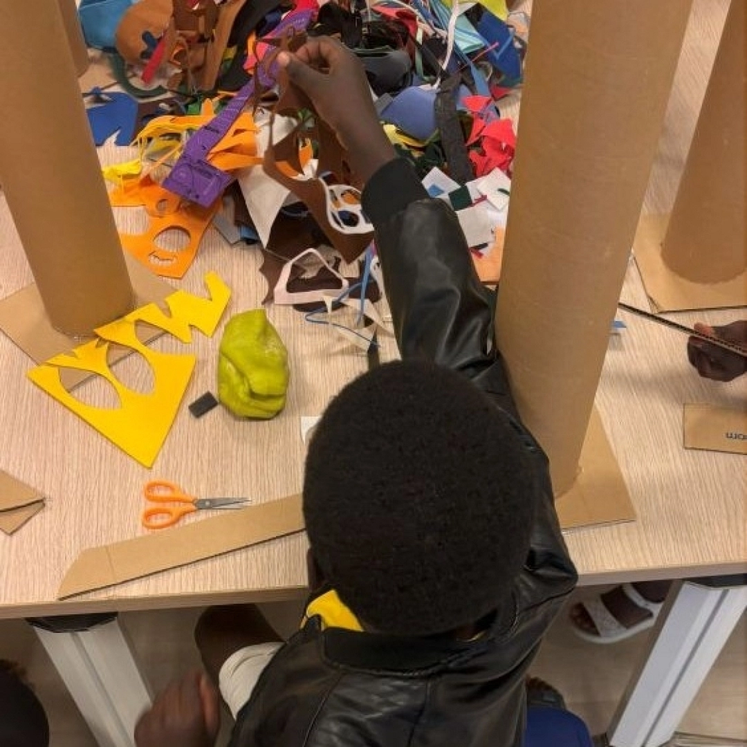 Taller infantil y familiar: Tótem de cartón y fieltro — Asociación de Vecinos de San Miguel, Irun